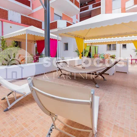 Sky View Salento Lejlighedshotel 3*