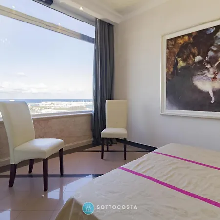 アパートホテル Sky View Salento 3*