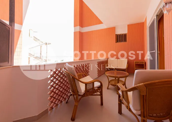 Sky View Salento 3*